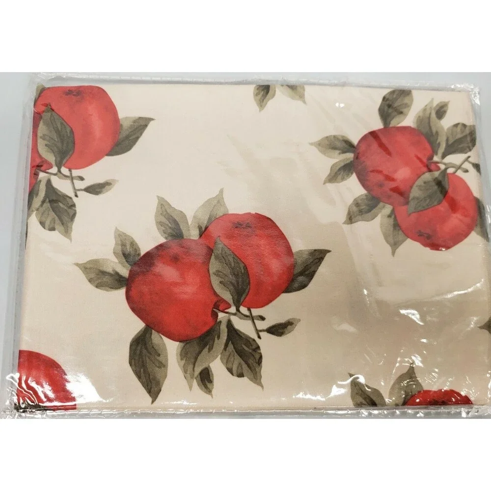 1 Printed Fabric Tablecloth, 60